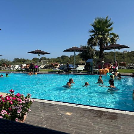 Domus Hyblaea Resort ปาลัซโซ อาเกรอิเด ภายนอก รูปภาพ